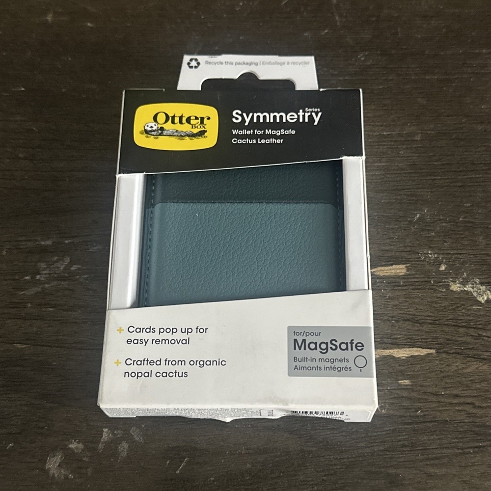 OtterBox Symmetry Series Cactus Leather MagSafe Wallet Sagebrush Green 77-97102